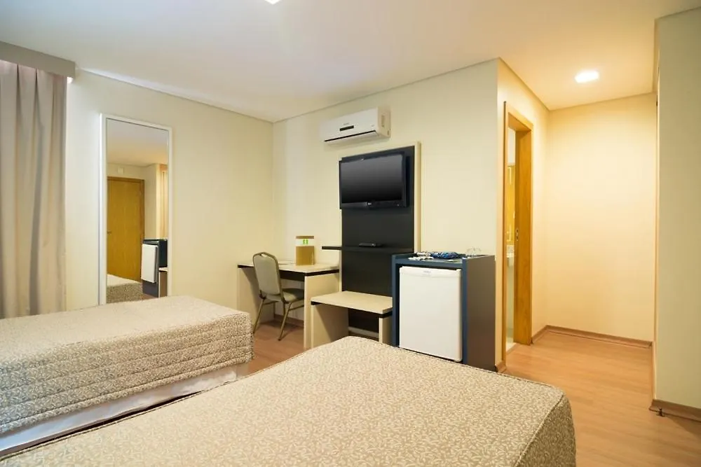 Hotel Financial-1