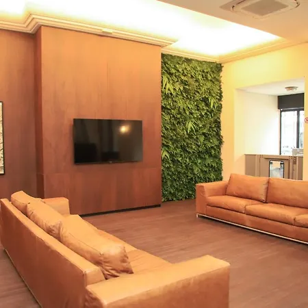 Hotel Financial-3
